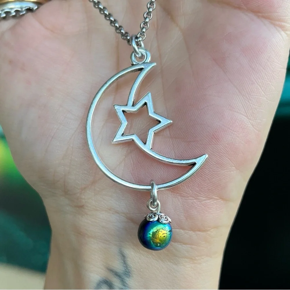 Set ! Moon stars iridescent black green beads necklace + matching earrings boho - Picture 3 of 12